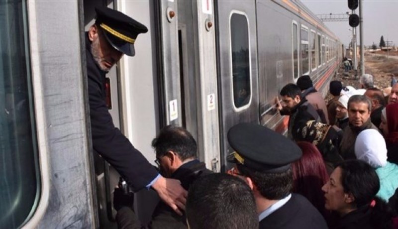 القطار بين شرق حلب وغربها يستأنف نشاطه