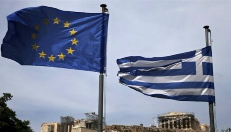 تقرير.. ديون اليونان لا تحتمل وقابلة للانفجار