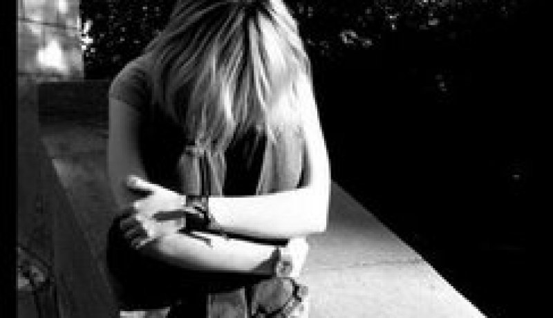 تعديت الثلاثين ولم يخطبن أحد..هل أنا عانس؟
