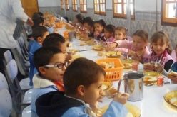 أكثر من 577 مدرسة تقدم وجبات ساخنة للتلاميذ بالمسيلة