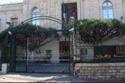 زوجة مسجون تتزوج من آخر من دون علمهما وتنجب منه طفلة!