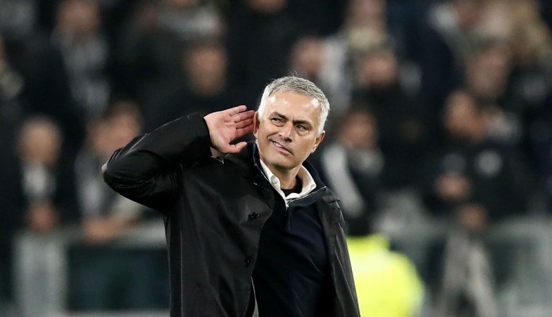 بالفيديو.. “مورينيو” يرد بطريقته الخاصة على جماهير “جوفنتوس”