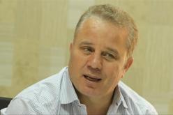 هذا المدرب كان قريبا من تدريب “السياربي” قبل قدوم “الطاوسي” !!