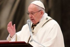 بابا الفاتيكان يتألم لغرق المهاجرين في المتوسط