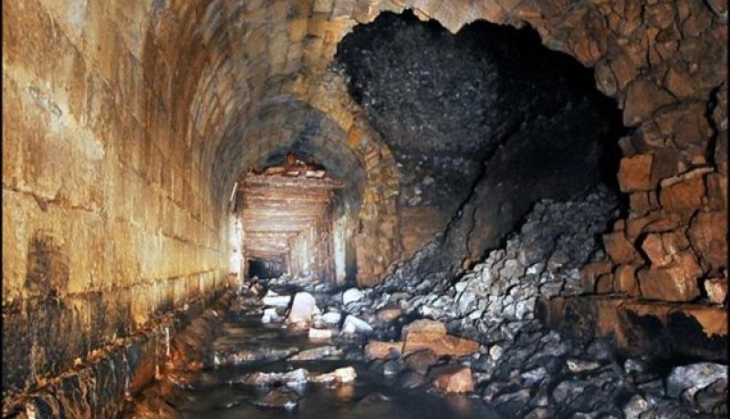 هلاك 6 لصوص في إنفجار منجم فحم بجنوب إفريقيا 