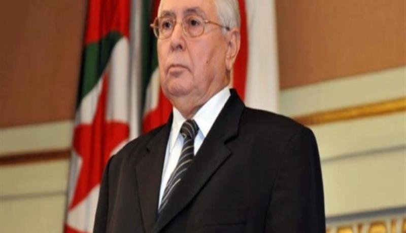 «شخصيات تاريخية وسياسية ومهنية لقيادة حوار شامل»