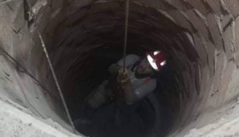 انقاذ شخص سقط في بئر بأم البواقي