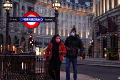 تسجيل 54940 إصابة جديدة و563 حالة وفاة بكورونا في بريطانيا