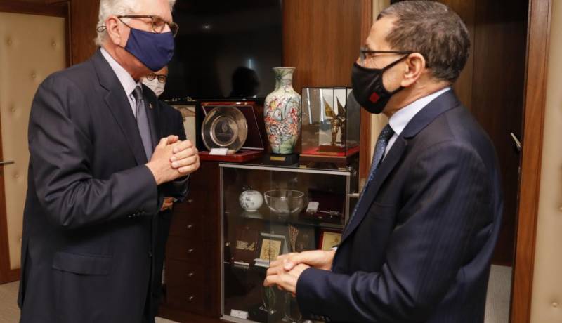 انهاء مبكر لمهام السفير الأمريكي بالمغرب