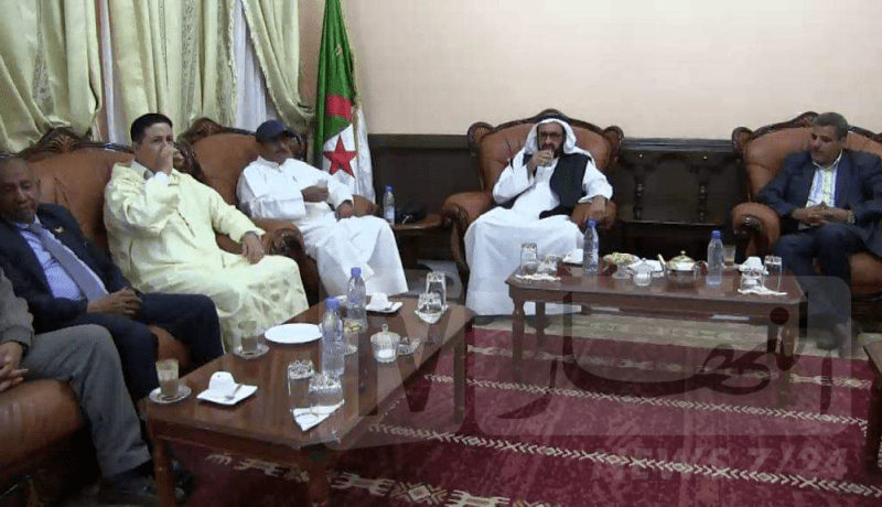 لأول مرة رئيس الاتحاد العربي للهجن ورؤساء اتحاديات عربية وإفريقية في سباق الإبل بغرداية