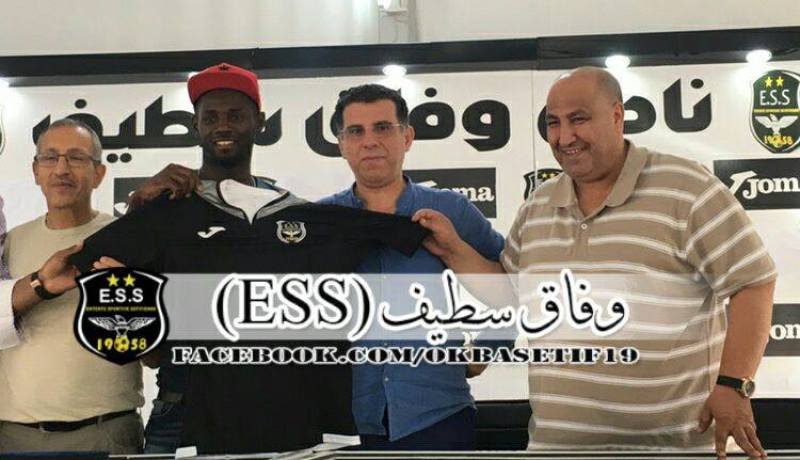 الغابوني فرانك أبومبو بيران رسميا في وفاق سطيف لثلاث مواسم