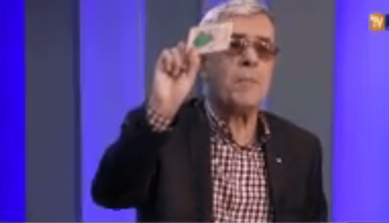 المازوني يظهر بطاقته في بلاطو النهار..أنا انتخبت