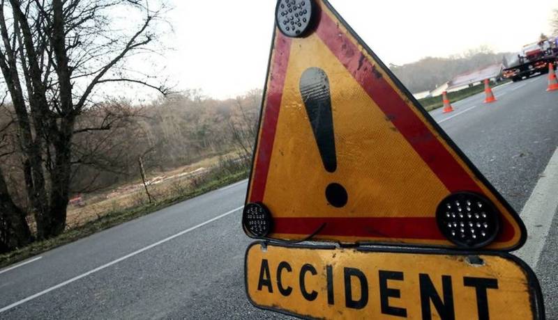 8 ضحايا إثر حادث اصطدام سيارتين في تيارت