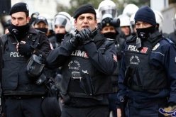 السلطات التركية تحتجز أكثر من 180 مهاجرا غير شرعي