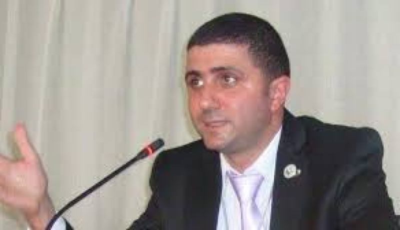 بلمداح يطالب سلال باستحداث موظفين للتكفل بانشغالات الجالية في المهجر