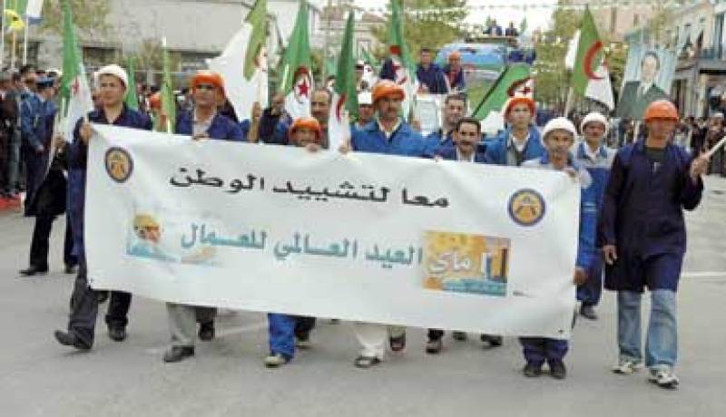 إستعراض عمالي تخليدا لليوم العالمي للشغل بالوادي