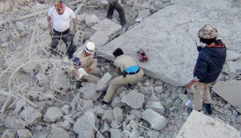 82  قتيلا في غارات جوية حربية على بلدة القورية شرق سوريا