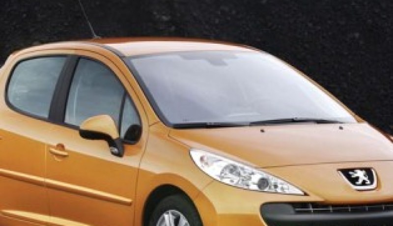 خطبني بسبب الـ 207 وتركني بسبب 308