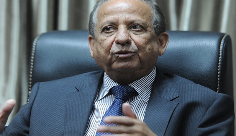 خمري يعود