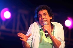 محمد منير يعتذر ويغيب عن مهرجان وهران للفيلم العربي