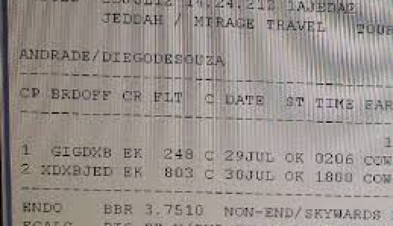 الجوية الجزائرية تعلن عن تخفيضات في أسعار التذاكر والمغتربين الجزائريين بفرنسا يصطدمون بالأسعار الباهظة