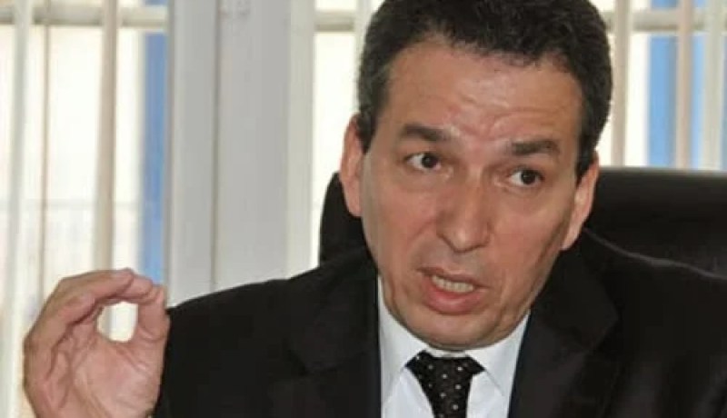 عمارة بن يونس يؤكد أن غياب التوزيع الواسع يمثل المشكل الأساسي للتجارة بالجزائر