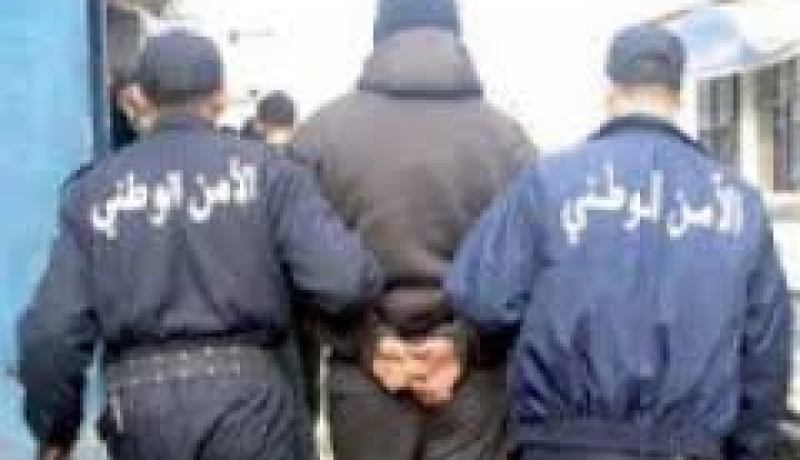 إلقاء القبض على شخص كان يقوم بحرق سيارات مواطنين بسيدي بلعباس