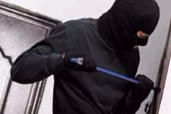 مجهولون يسطون على لوحة فنية نادرة ويعوضونها بأخرى مقلدة في متحف بالعاصمة