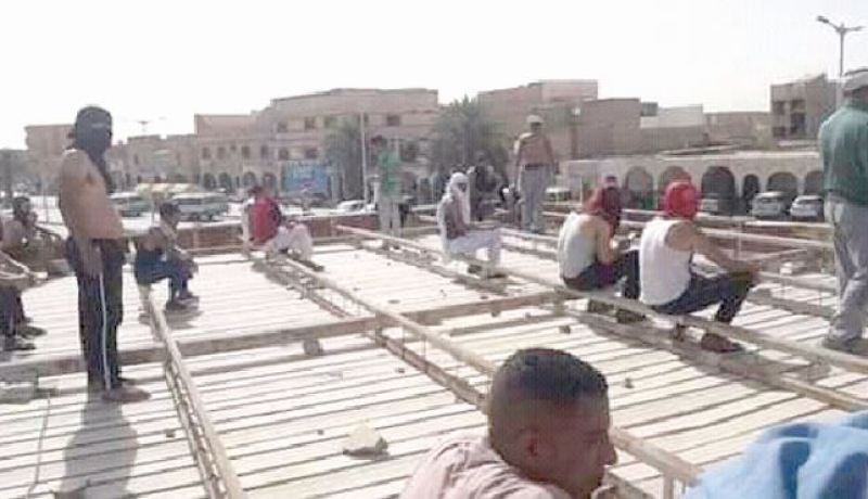 بطّالون يهدّدون بالإنتحار الجماعي حرقا بالبنزين في ورڤلة!