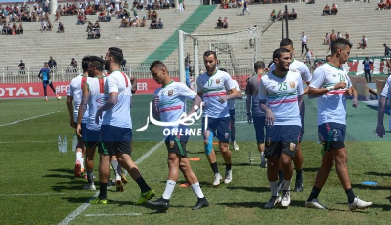 مولودية الجزائر تدخل في تربص مغلق بسيدي موسى