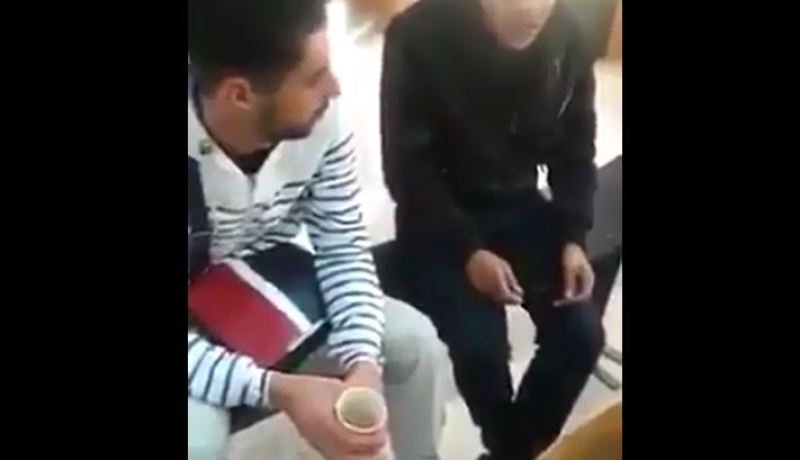 فيديو.. شاب يتلو القرآن بطريقة رائعة