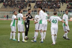 جمعيو وهران: نحو تسريح 10 لاعبين و استقدام 8 لاعبين