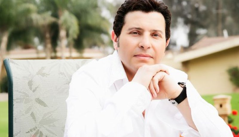 نقابة المهنيين الموسيقين ترفض استقالة هاني شاكر