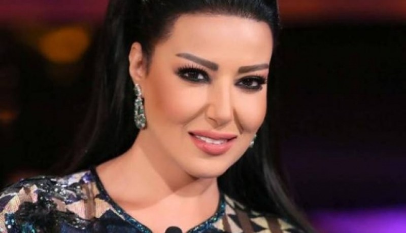 سمية الخشاب تتعرض للإنتقاد بسبب الدجل و الشعوذة