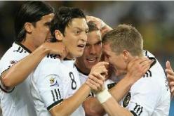 مونديال 2010: تقدم المانيا على استراليا 2-صفر مع نهاية الشوط الاول