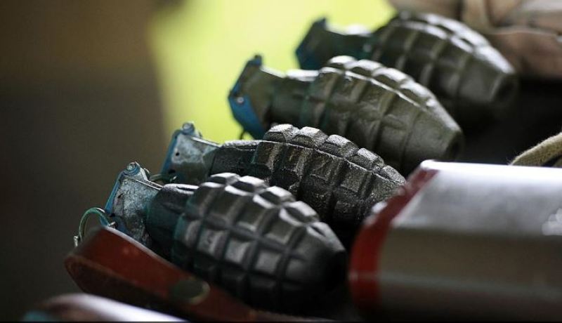 يمني يحتفل بزواج إبنته بطريقته الخاصة ويقتل 12 شخصا