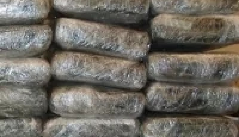 حجز 39 كلغ من الكيف المعالج قذفتها أمواج البحر بعين تموشنت