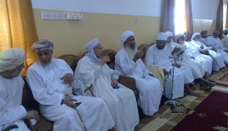 أعيان غرداية يثمنون العناية التي يوليها الرئيس بوتفليقة لحل مشاكلهم