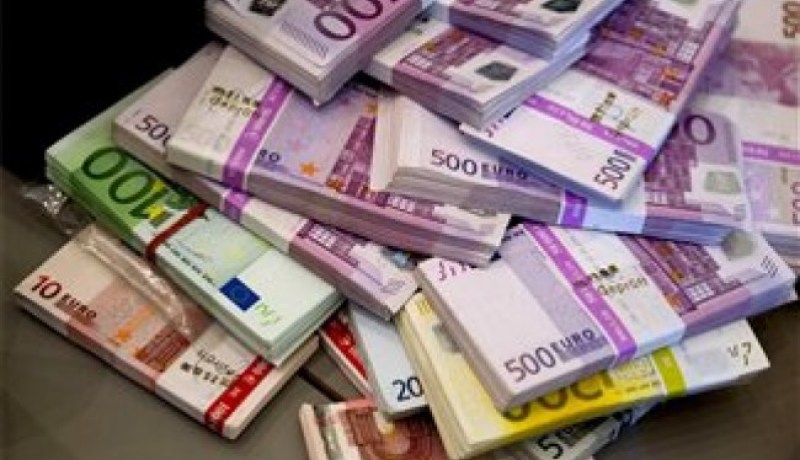 مصالح الجمارك بمطار الجزائر تحجز 40 ألف أورو في رحلة اسطنبول