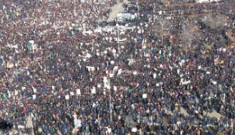 70 الف متظاهر كردي احتجاجا على نشر رسوم للرسول الكريم