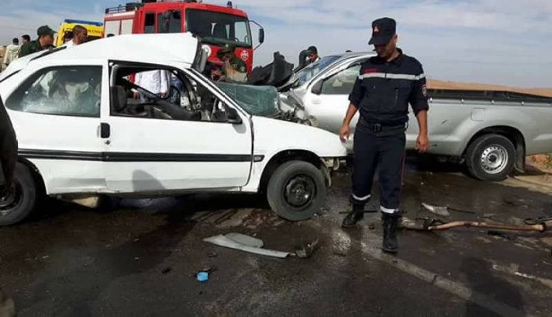 بالصور.. هلاك 4 أشخاص وإصابة 2 آخرين إثر حادث مرور في تيارت