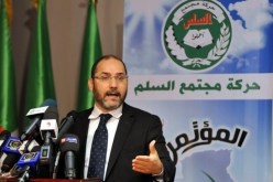 عبد الرزاق مقري  يعتبر إقالة الجنرال توفيق لا حدث