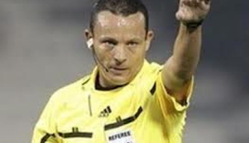 حيمودي يحتفظ بالصافرة الذهبية لأفضل حكم عربي للمرة الثانية على التوالي