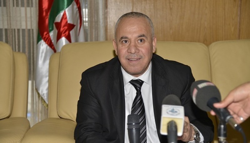 يوسف شرفة ينصب يعلى عبد الرحيم مديرا جديدا لقطاع الصحة بالعاصمة