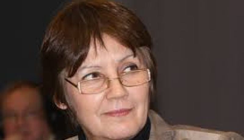 بن غبريط: العمل على تفادي أي تجاوز من أجل ضمان الإنصاف في سير الامتحانات و نتائجها