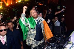 بالصور..”ماكريغور” يحتفل بهزيمته ضد “مايويذر” في ملهى بـ”لاس فيغاس “