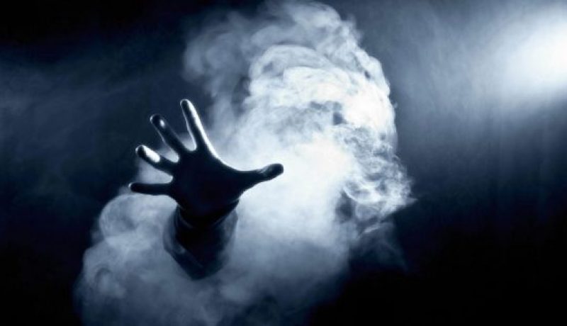 مجهولة مخيفة تريد خطفي… تحصّن قبل النوم
