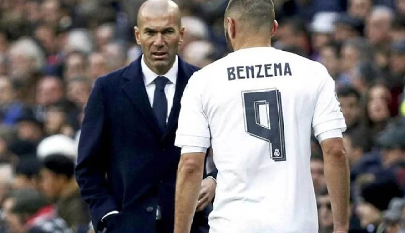 زيدان يتلقى خبرا سارا قبل مباراة الفرصة الأخيرة أمام فولسبورغ