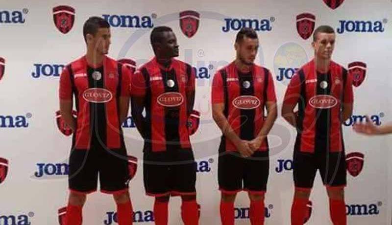 سوسطارة تعرض قميص نصف نهائي رابطة الأبطال