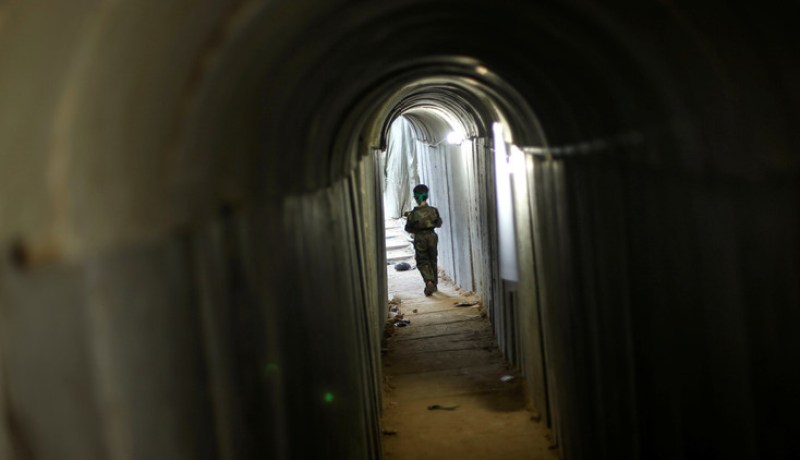 استشهاد فلسطينيين في غارة جوية استهدفت نفقا برفح